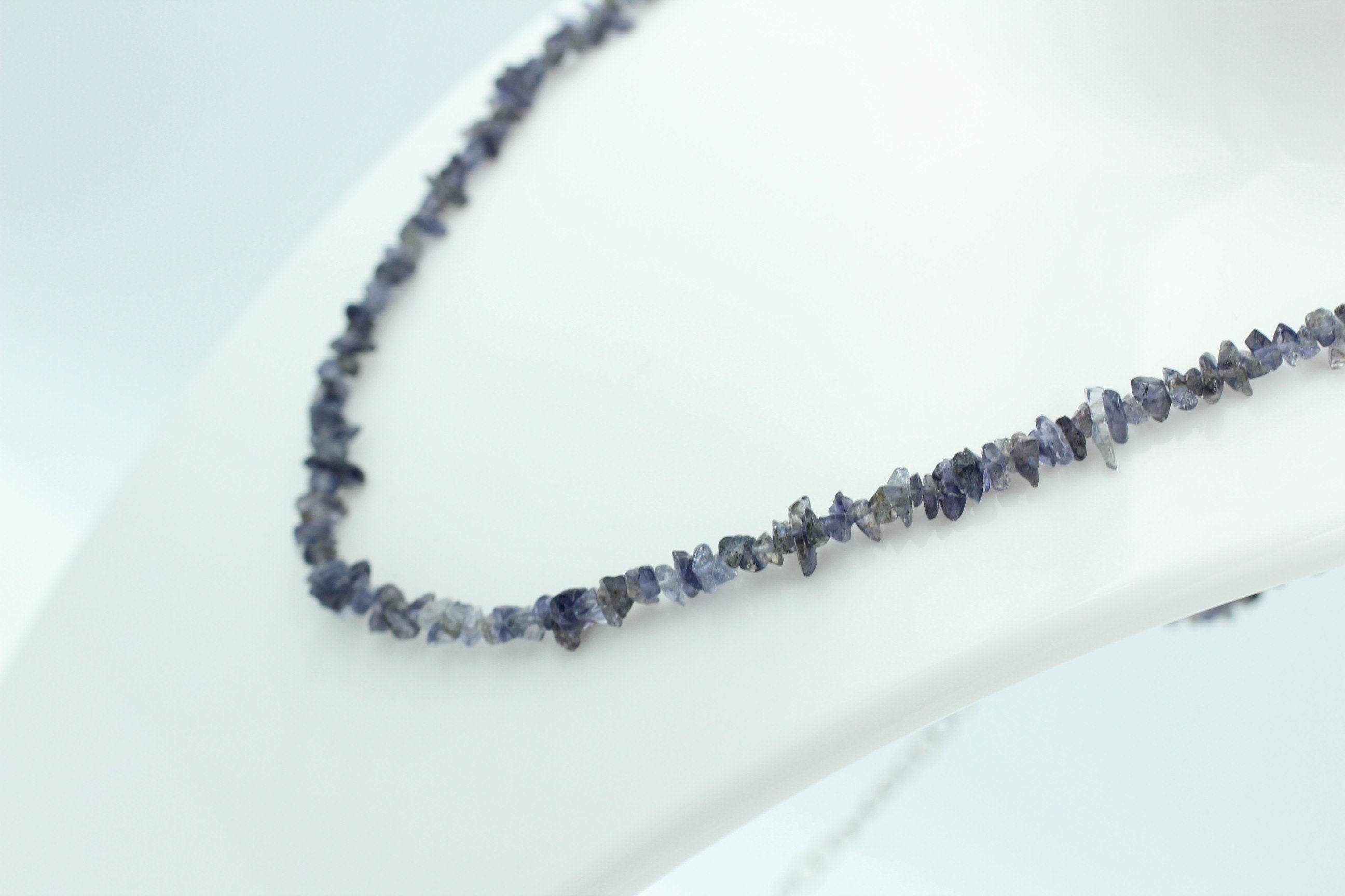 38,1  Carat funkelndes Iolith Collier Splitterkette 925 Silber mit Verlängerung