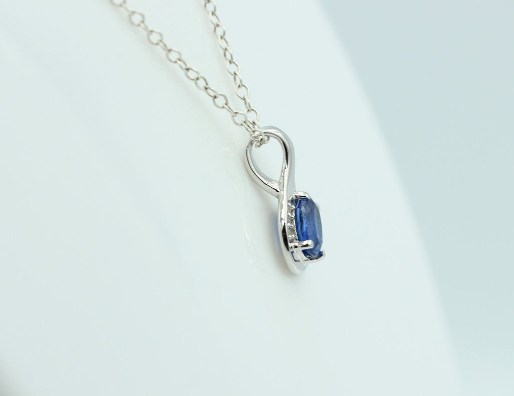 1,12 Carat blauer Kyanit  Anhänger 925 Silber mit Zirkonia seltener Kyanit
