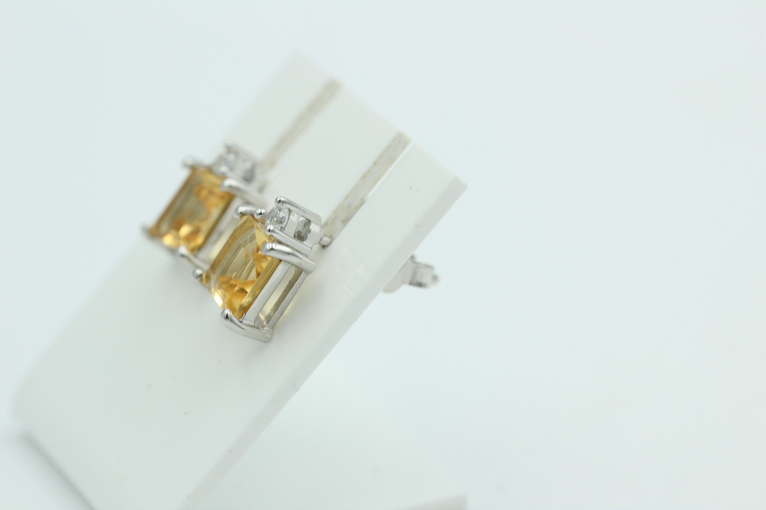 Edle 2,2 Carat Citrin Ohrstecker 925 Silber mit Zirkonia goldgelber Edelsein