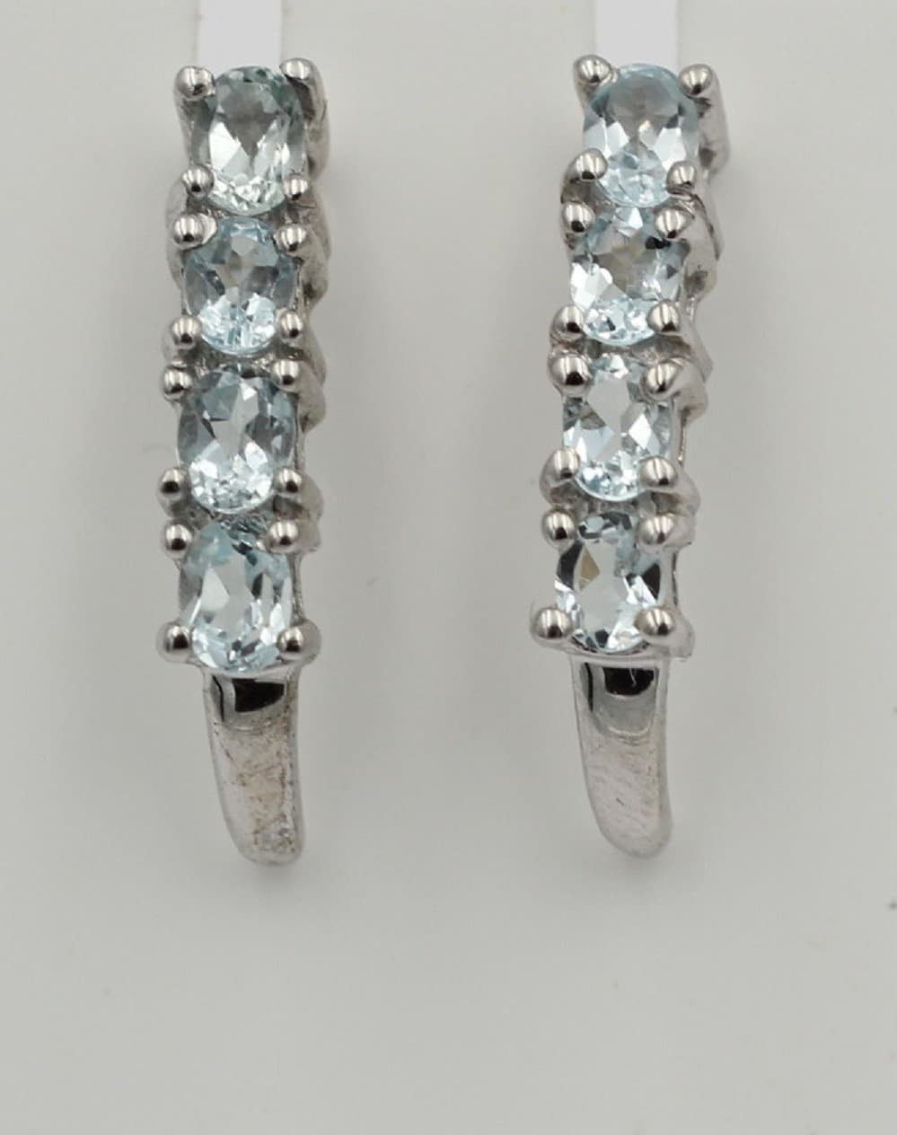 Edle 1,9 Carat Blautopas Ohrstecker 925 Silber himmelblauer Topas Ohrschmuck Top