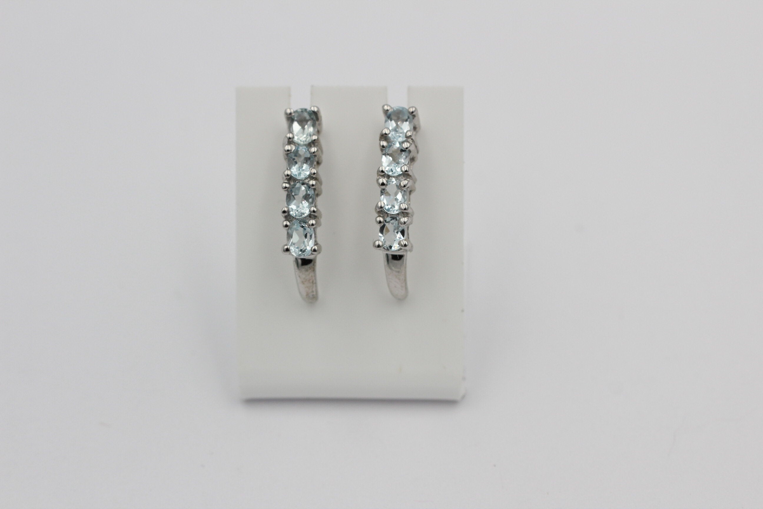 Edle 1,9 Carat Blautopas Ohrstecker 925 Silber himmelblauer Topas Ohrschmuck Top