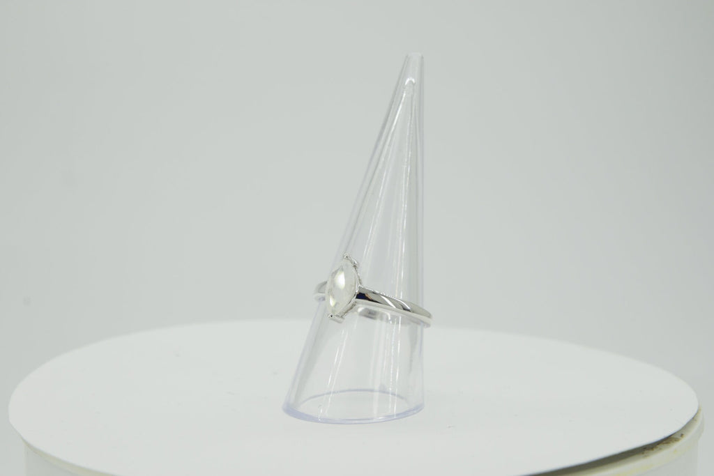 0,83 Carat Mondstein Ring 925 Silber Regenbogen Mondstein Grasse 60 / 9 / 19,1
