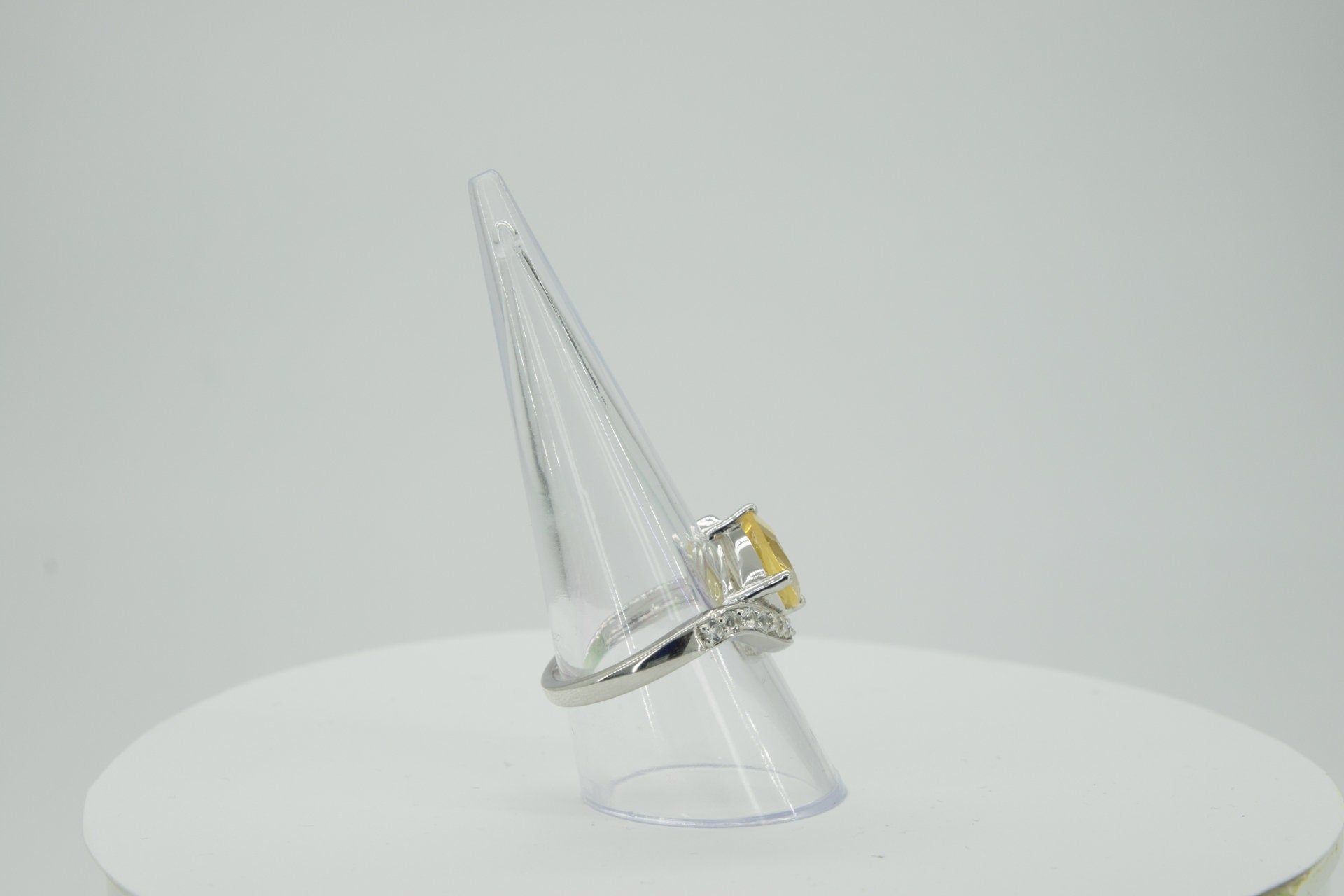 Edler 2,95 Carat Citrin weisstopas Ring 925 Silber Grasse 19 / 9 gelber Edelstein