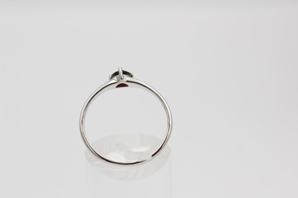 Edler 1,15 Carat Granat Ring 925 Silber Fingerring blutrot Grosse 58 / 8 /18,5