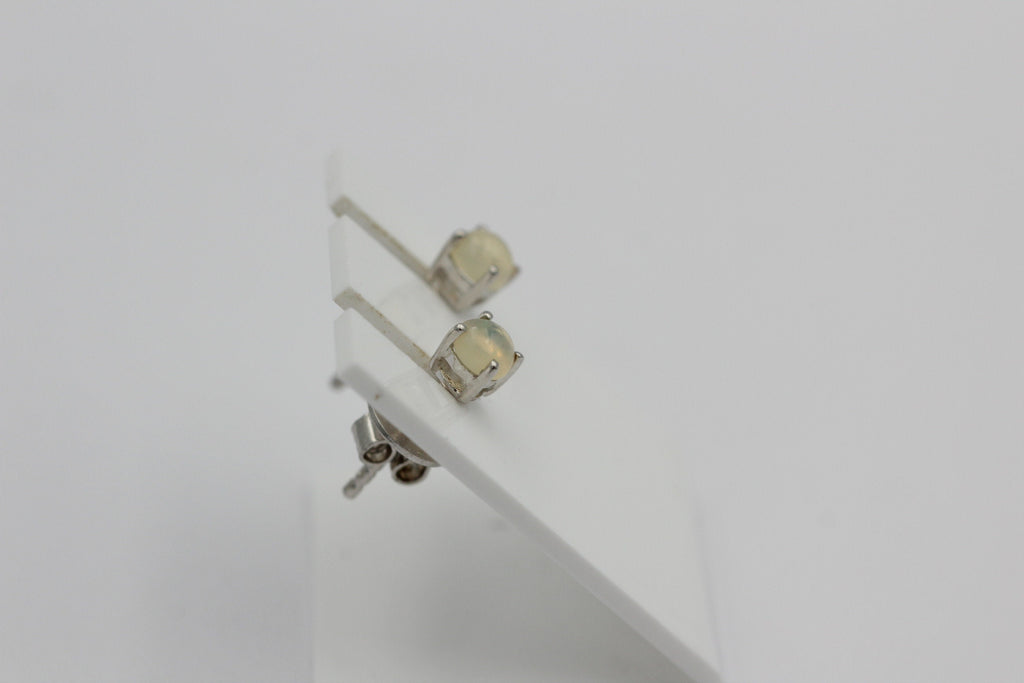 0,29 Carat äthiopischer opal Ohrstecker Unisex 925 Silber Welo Opal Edelstein