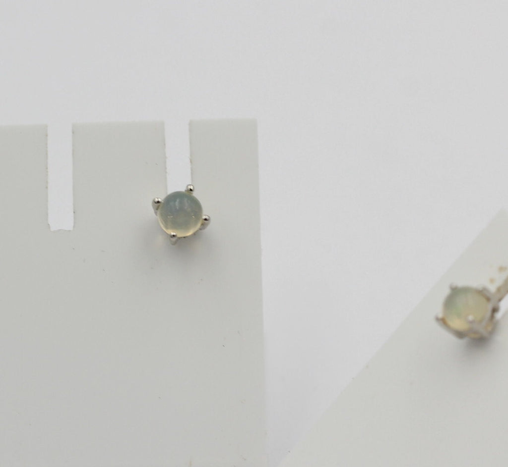 0,29 Carat äthiopischer opal Ohrstecker Unisex 925 Silber Welo Opal Edelstein