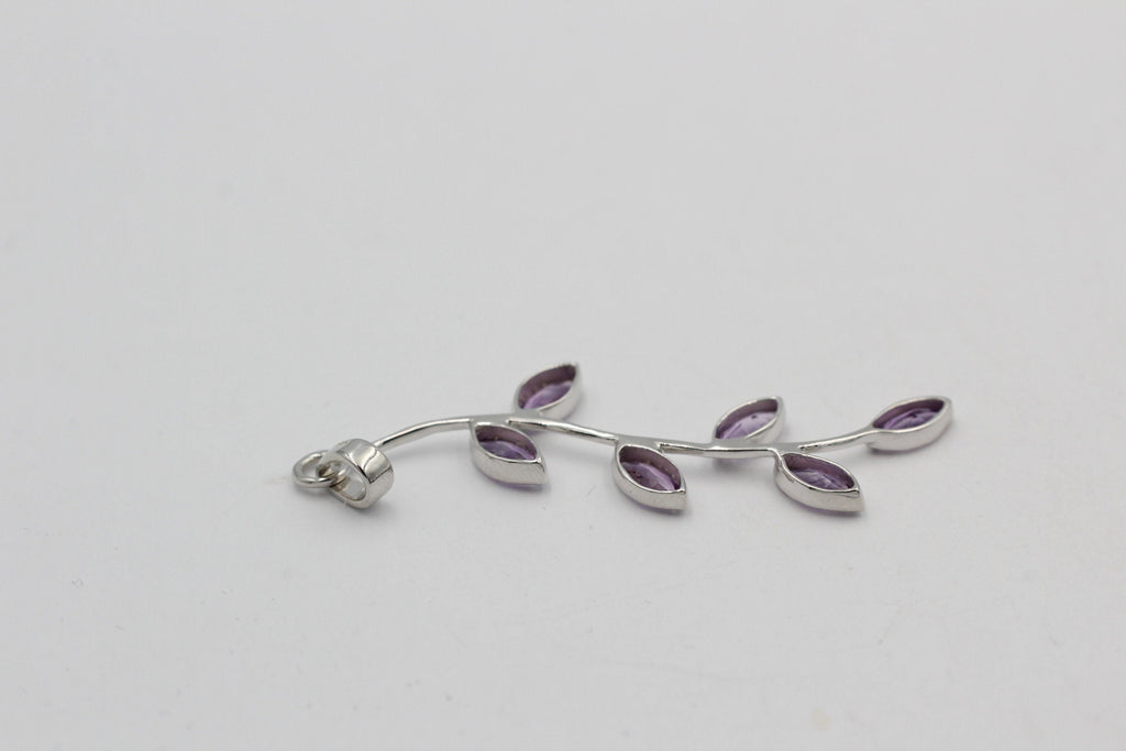 Edler 2,4 Carat Amethyst Blatt Anhänger 925 Silber Collier Kette violett Top