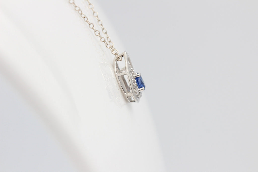 Edler 0,51 Carat Kyanit Anhänger 925 Silber  blauer Kyanit