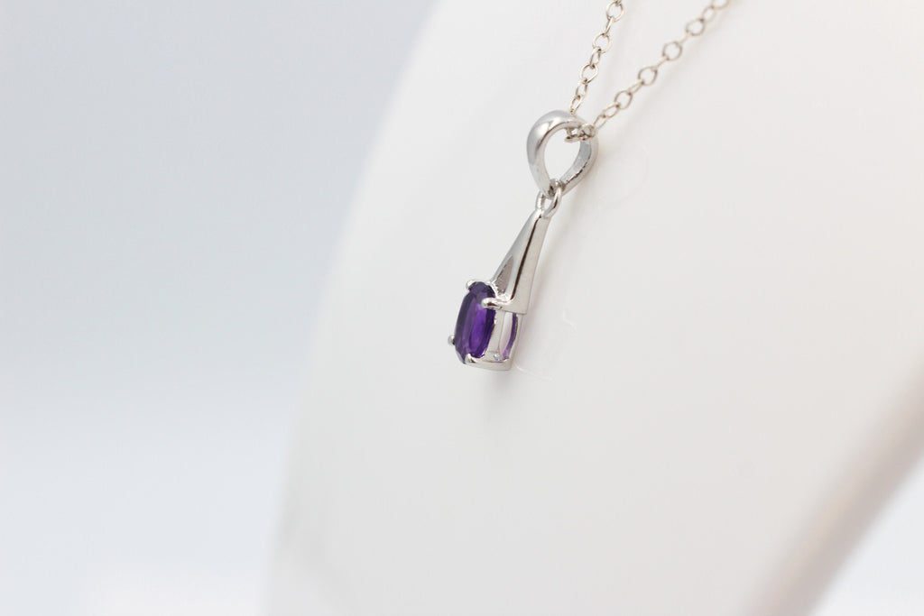 0,72  Carat afrikanischer Amethyst Anhänger 925 Silber  Edelstein