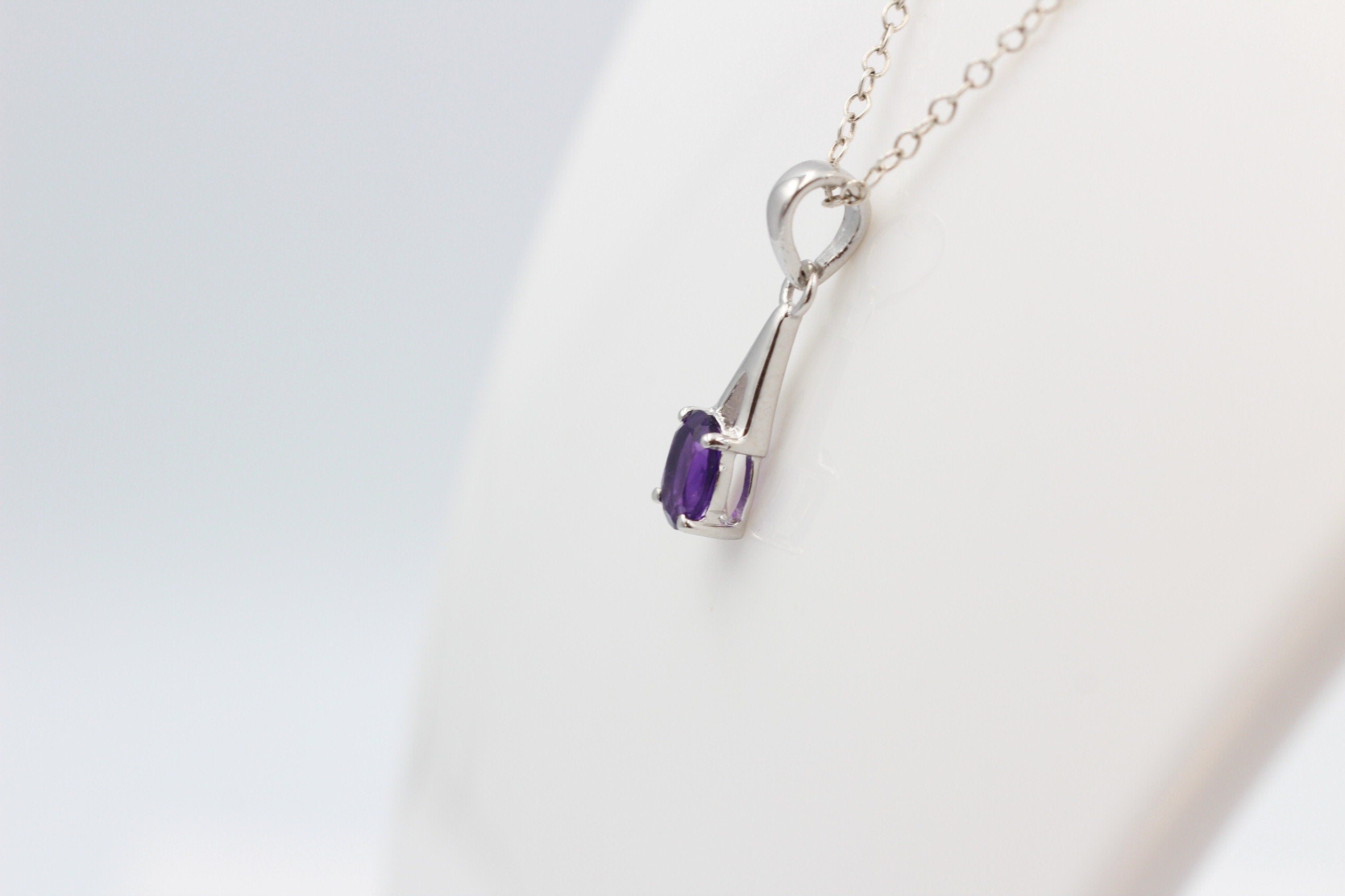 0,72  Carat afrikanischer Amethyst Anhänger 925 Silber  Edelstein