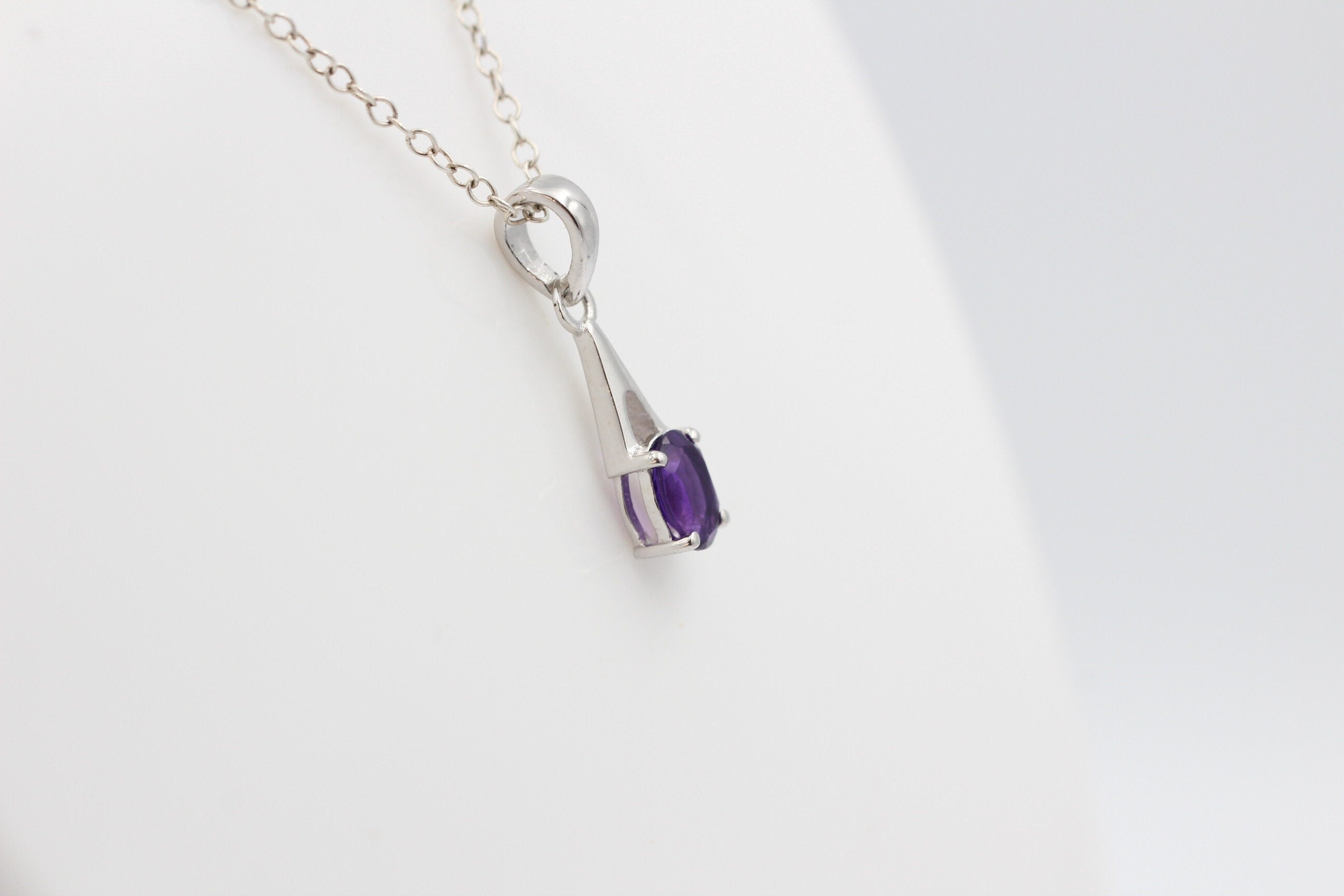 0,72  Carat afrikanischer Amethyst Anhänger 925 Silber  Edelstein