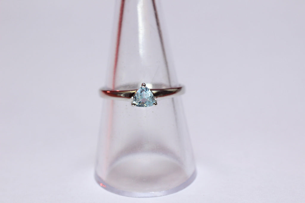 Edler 1,15 Carat Blautopas Ring 925 Silber Fingerring sky blue Grasse 6 / 16,5 /51,9