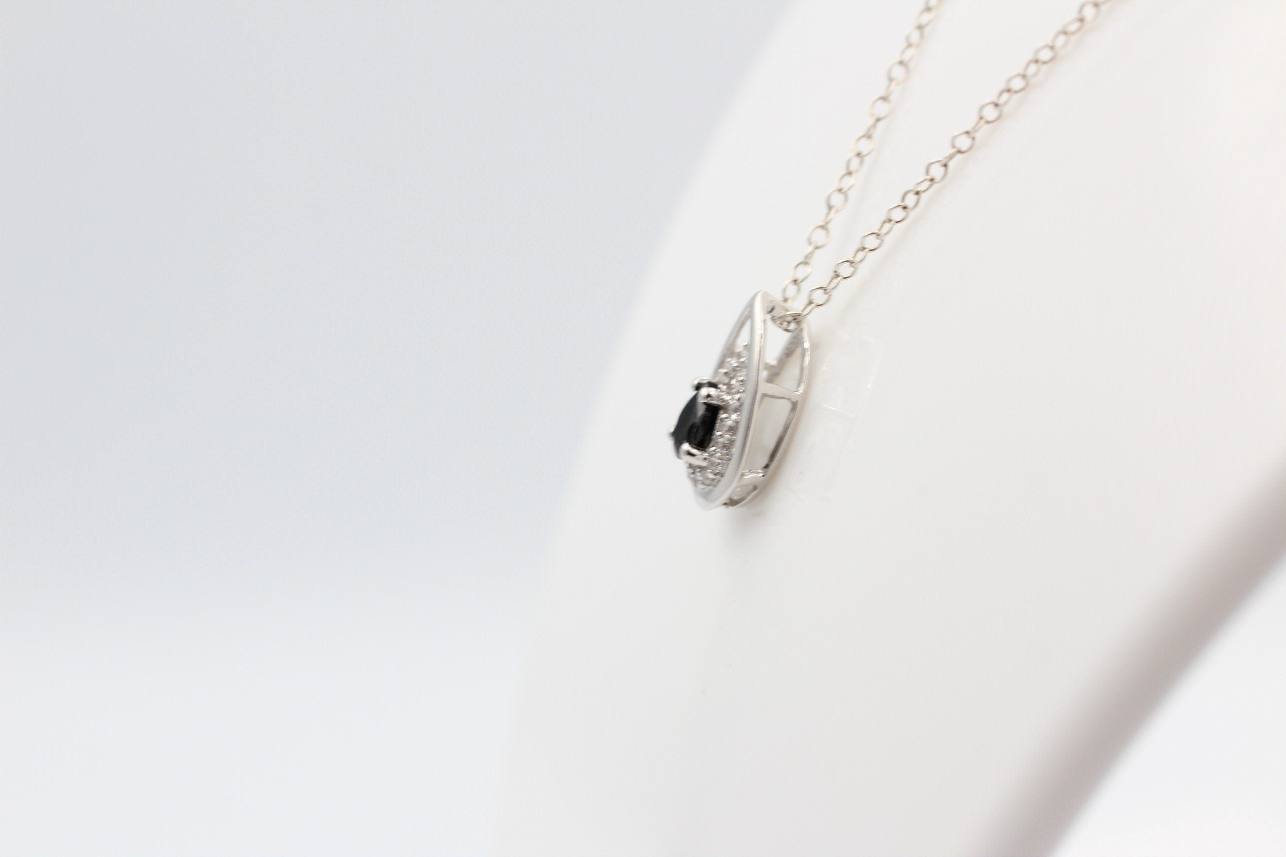 Edler 0,51 Carat schwarzer Onyx Anhänger 925 Silber Collier Kette Onyx Anhänger