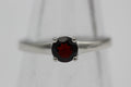Edler 1,15 Carat Granat Ring 925 Silber Fingerring blutrot Grosse 7 / 15 / 45