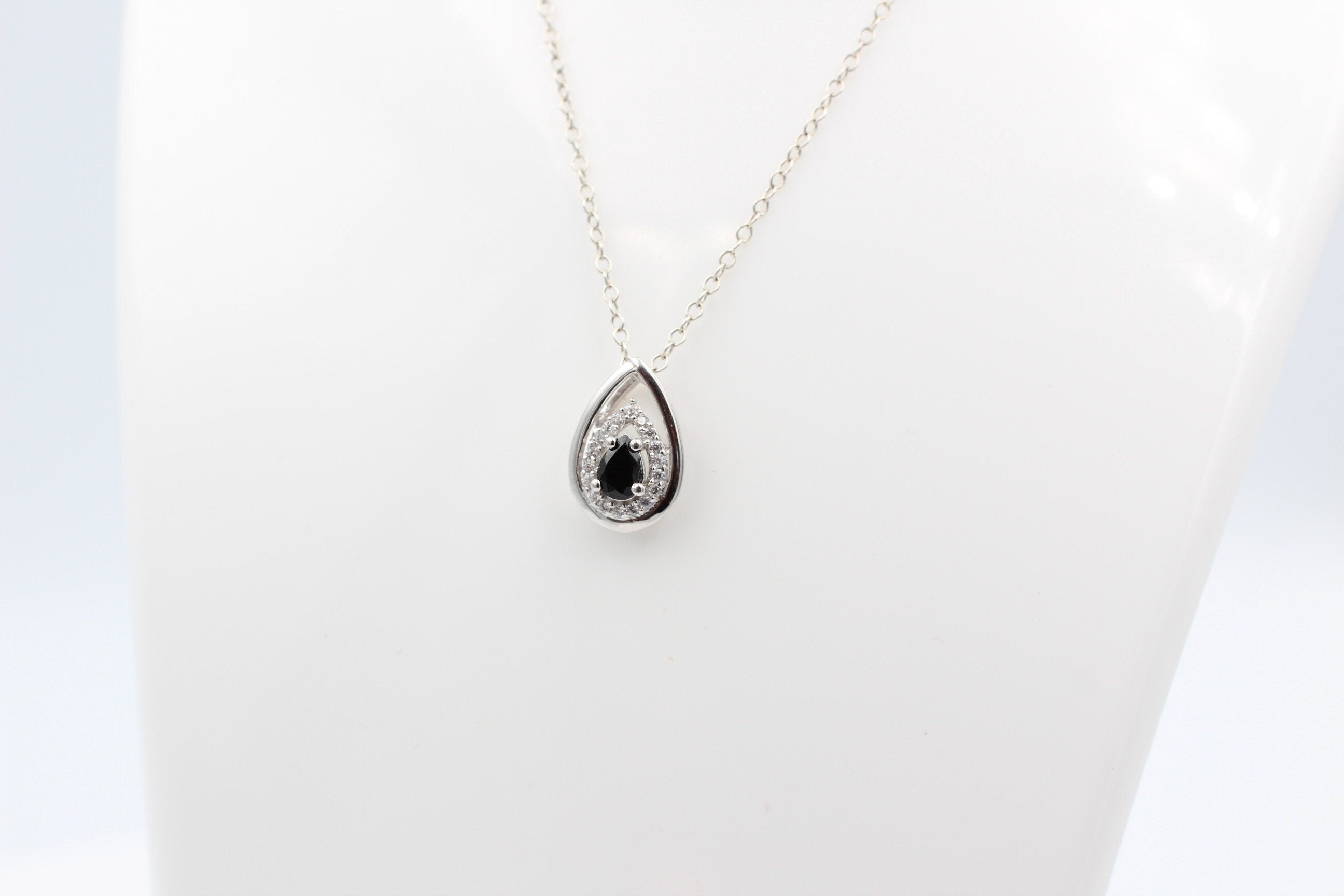 Edler 0,51 Carat schwarzer Onyx Anhänger 925 Silber Collier Kette Onyx Anhänger