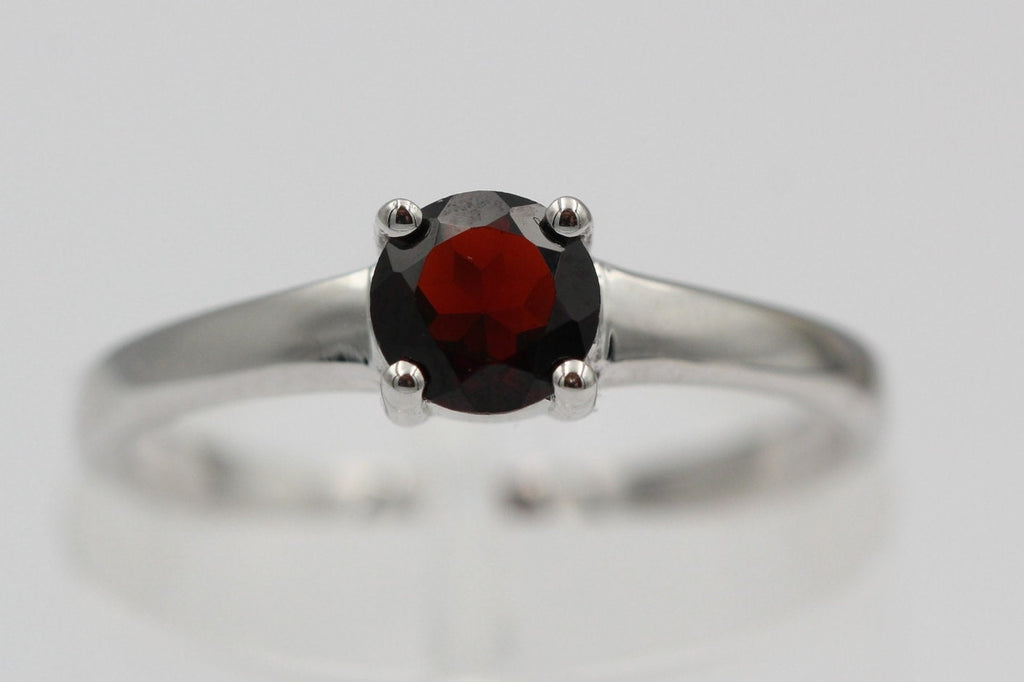 Edler 1,15 Carat Granat Ring 925 Silber Fingerring blutrot Grosse 7 / 15 / 45