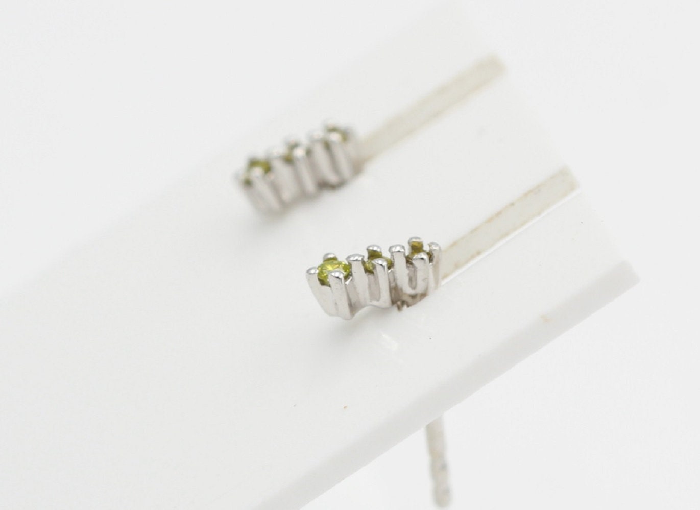 Edle 0,05 Carat gelber  Diamant Ohrstecker 925 Silber Diamantohrstecker Top