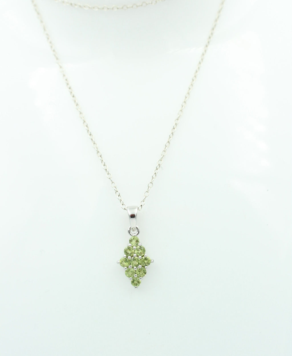 1,7 Carat maigrüner Peridot Anhänger 925 Silber Collier Kette Peridotanhänger