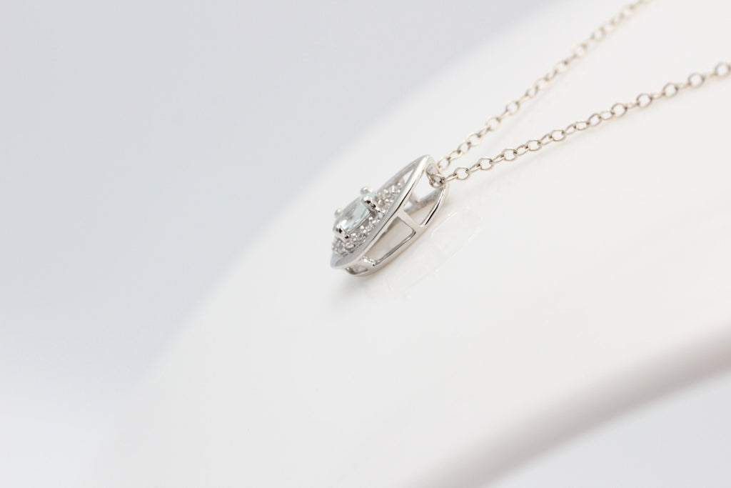 Edler 0,51 Carat Aquamarin Anhänger 925 Silber  wunderschöner Edelstein