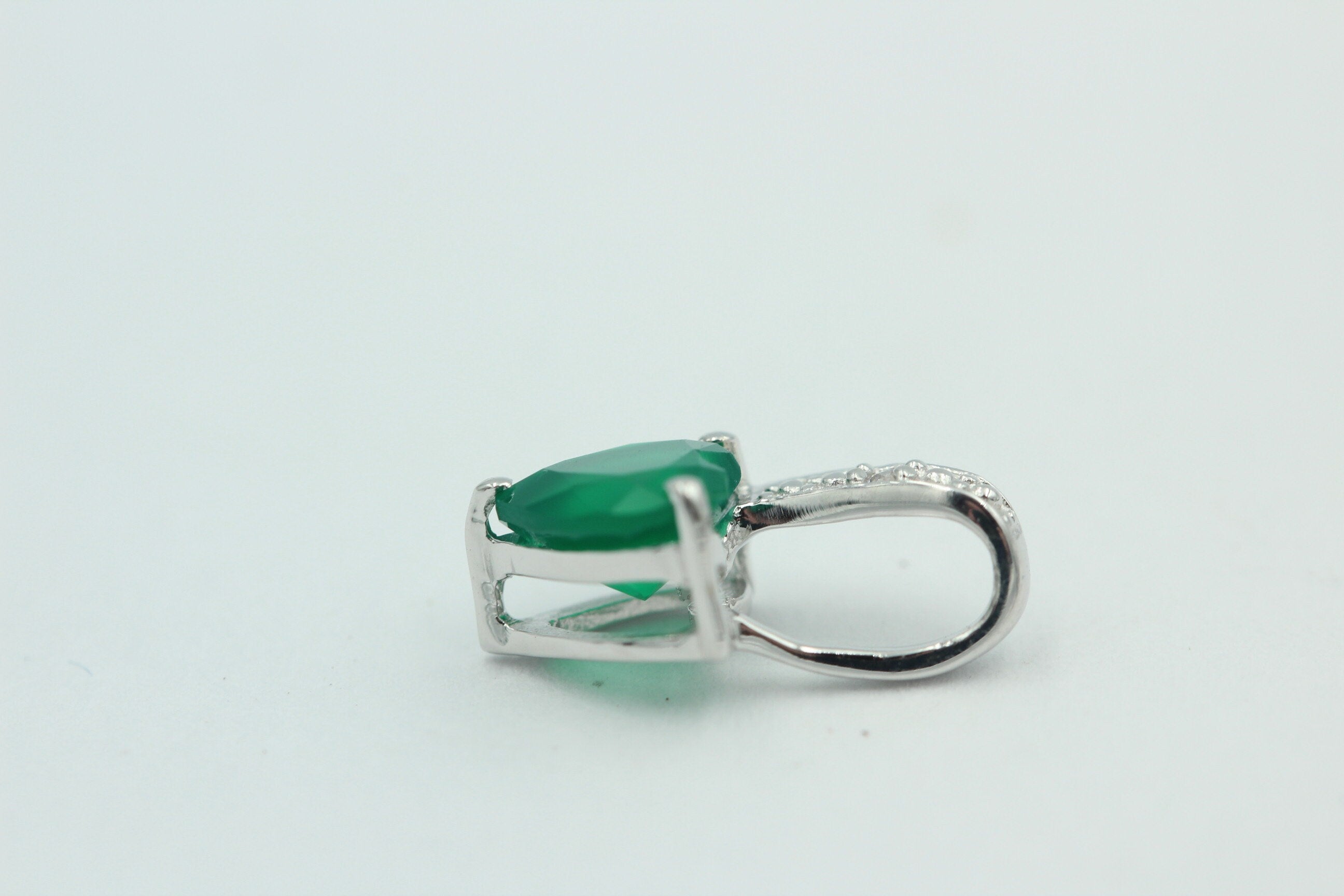 0,56 Carat grüner Onyx Herz Anhänger 925 Silber  grüner Edelstein