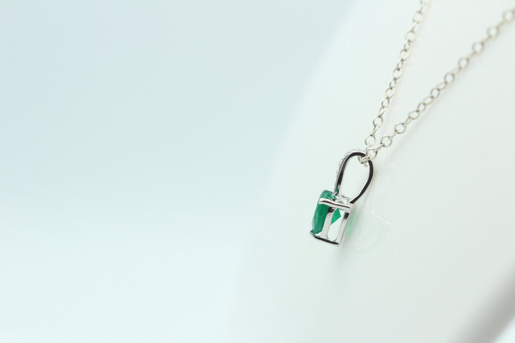 0,56 Carat grüner Onyx Herz Anhänger 925 Silber  grüner Edelstein