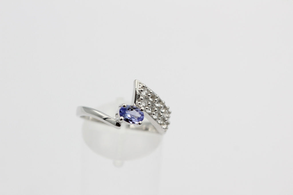 1,3 Carat Tansanit aus Afrika Weißtopas Ring 925 Silber Gröpße 6 / 52 / 16,6