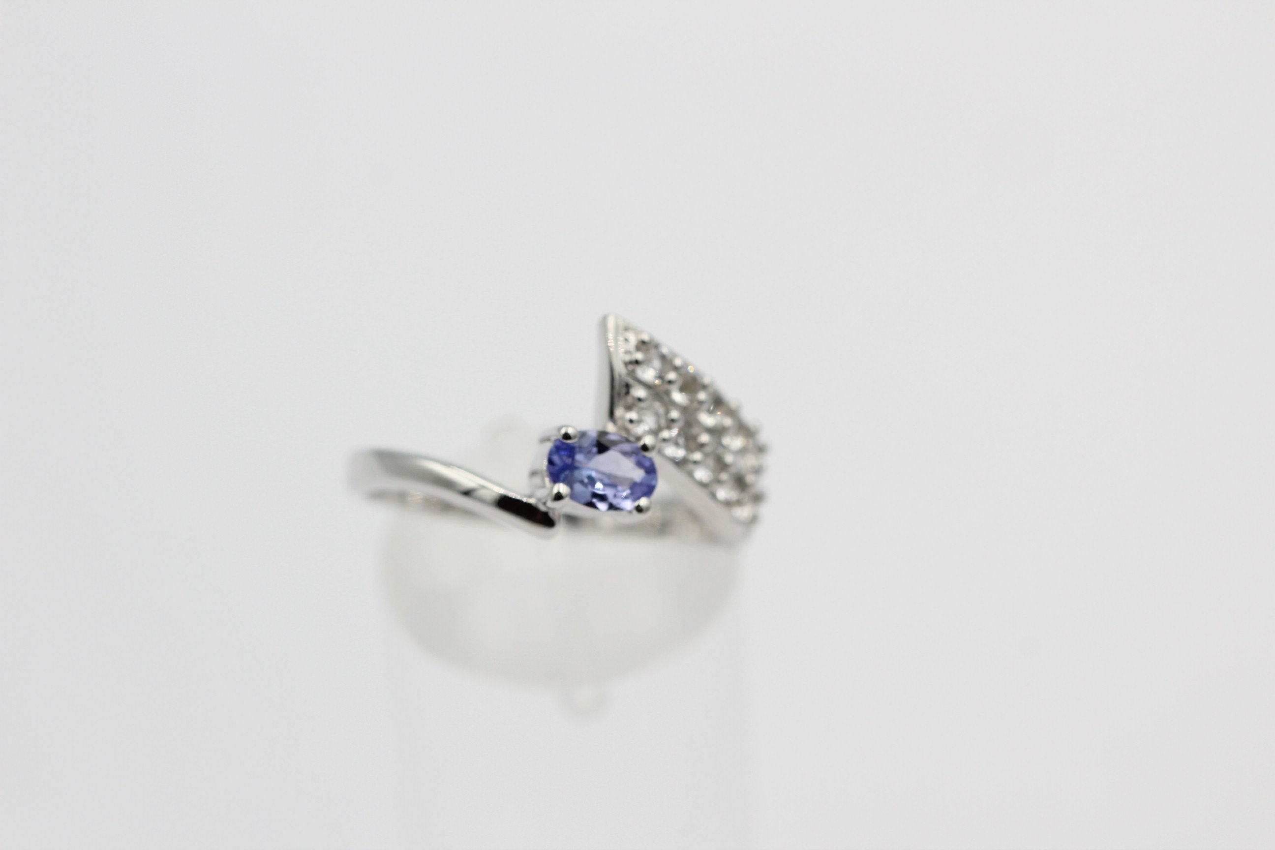 1,3 Carat Tansanit aus Afrika Weißtopas Ring 925 Silber Gröpße 6 / 52 / 16,6