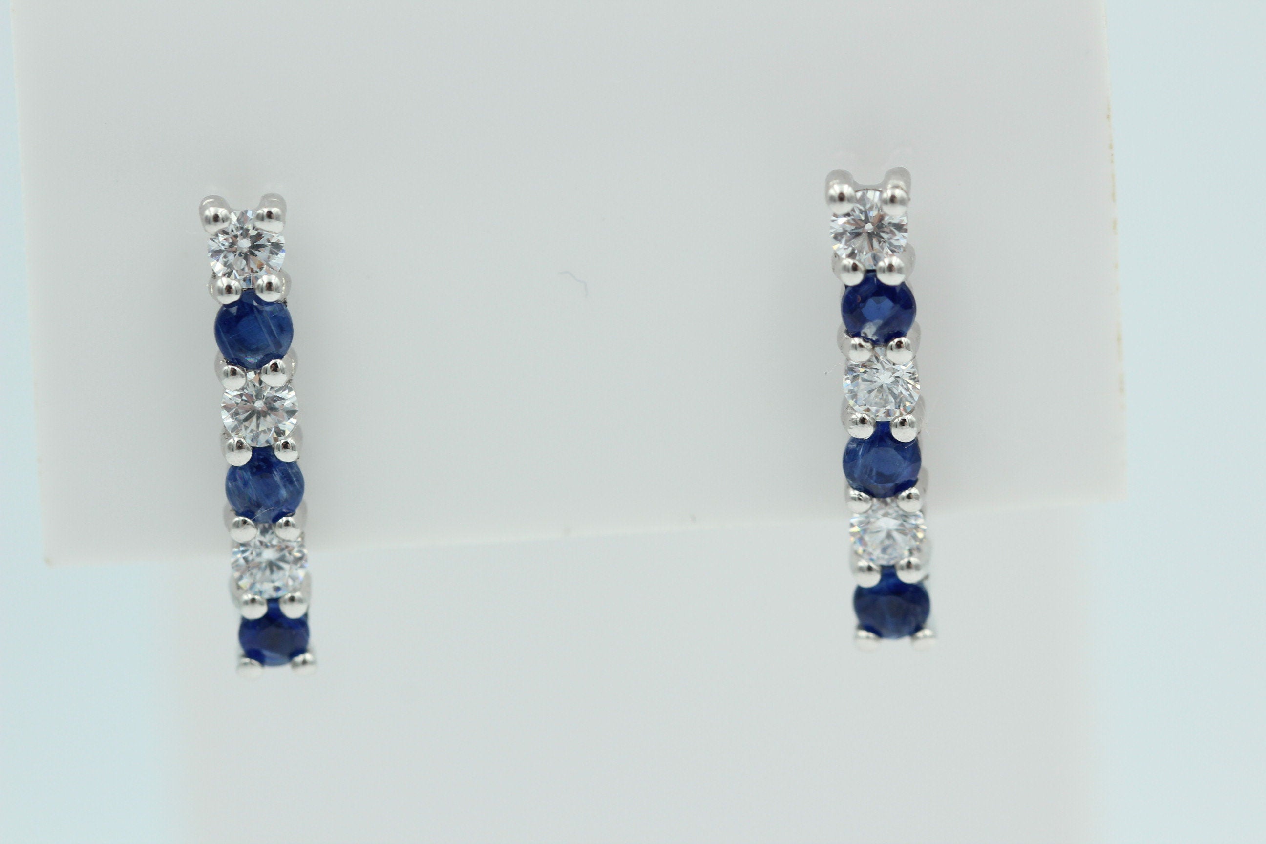 Edle 1,1 Carat seltener blauer Kyanit Ohrschmuck 925 Silber Kyanit  mit Zirkonia