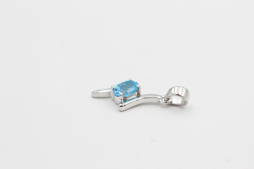 0,72 Carat schweizblauer Topas Anhänger 925 Silber swiss blue Topas