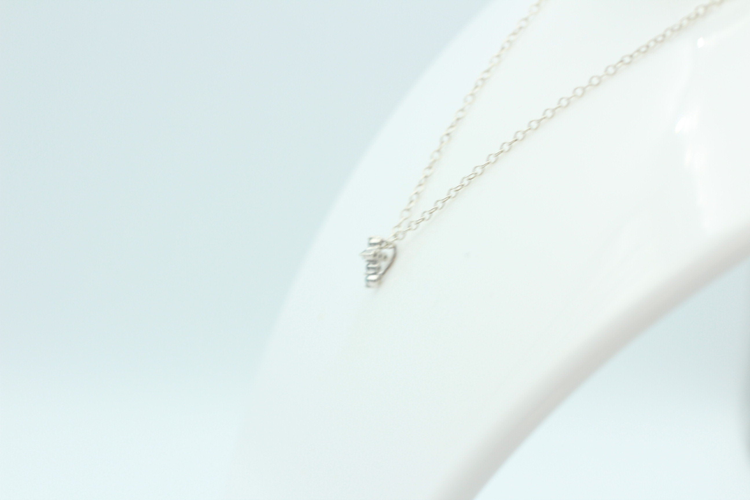 0,072 Carat blauer Diamant Kreuzanhänger 925 Silber Collier Kette I2 - I3 Top