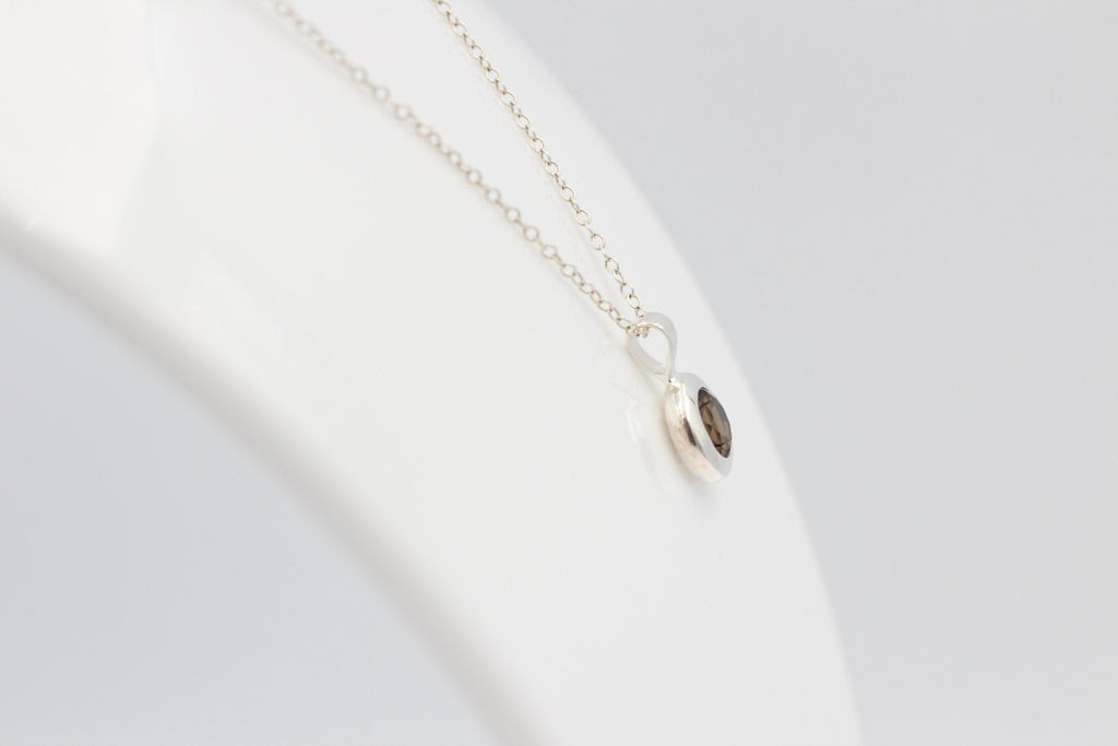 1,4 Carat Rauchquarz Anhänger 925 Silber Collier Kette Edelsteinanhänger