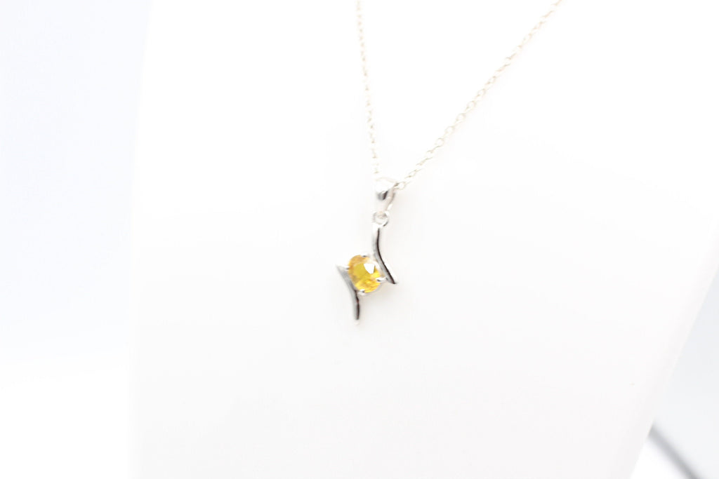 0,72 Carat gelber Saphir Anhänger 925 Silber Collier Kette  Saphiranhänger Top