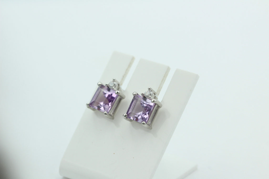 Edle 2,2 Carat Amethyst aus Brasilien Ohrstecker 925 Silber mit Zirkonia Top