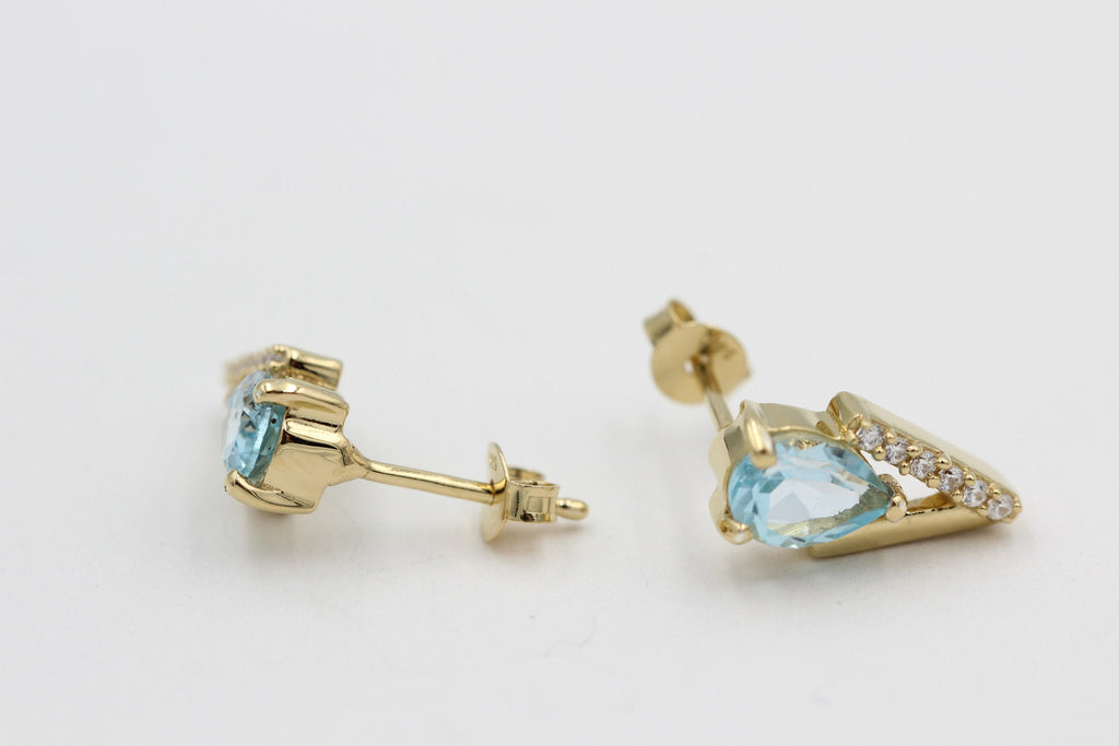 1,44 Carat Blautopas Design Ohrstecker 925 Silber vergoldet mit Zirkonia Edel