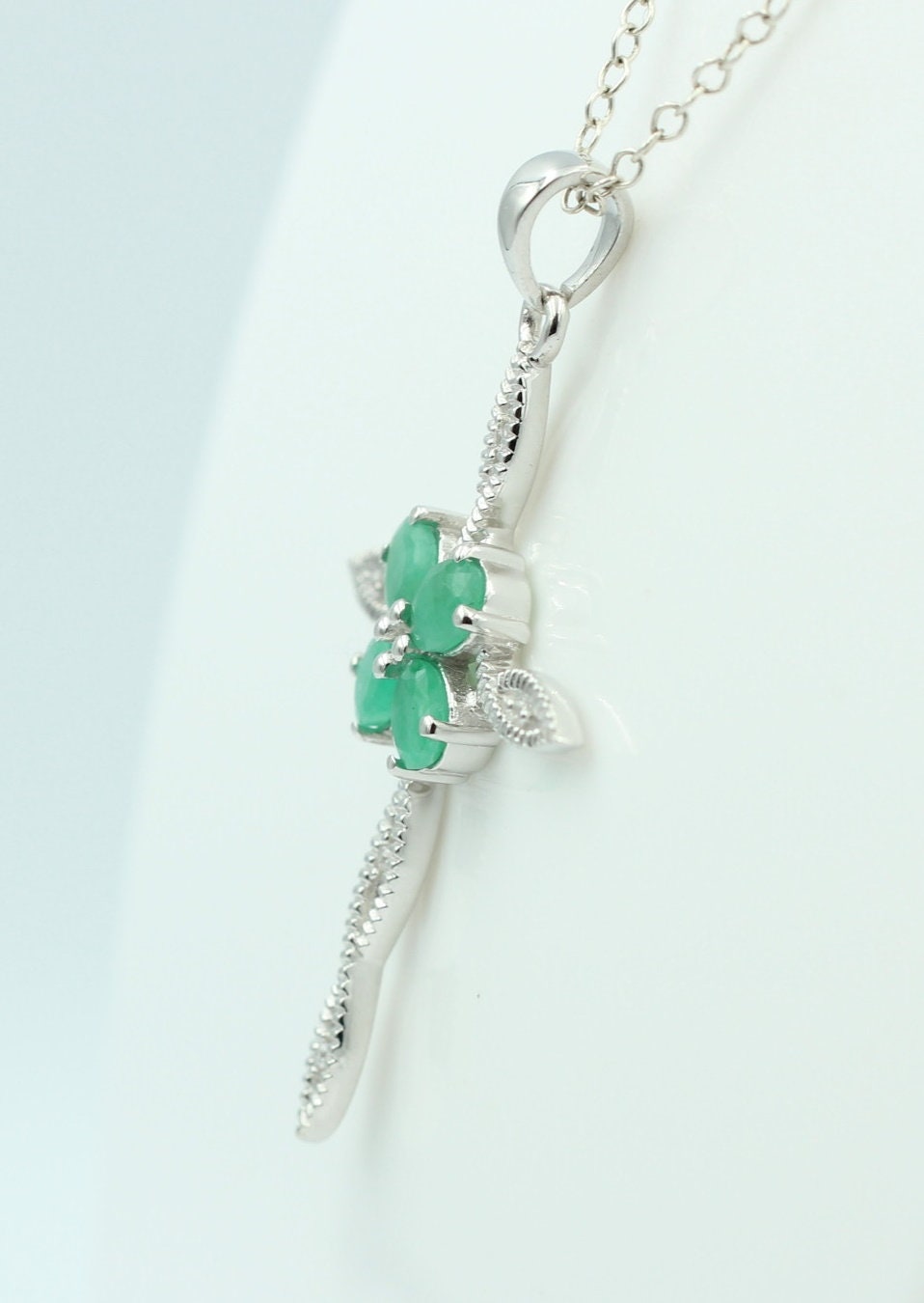 0,66 Carat Smaragd Kreuz Anhänger 925 Silber Collier Kette Smaragtanhänger Schmuck