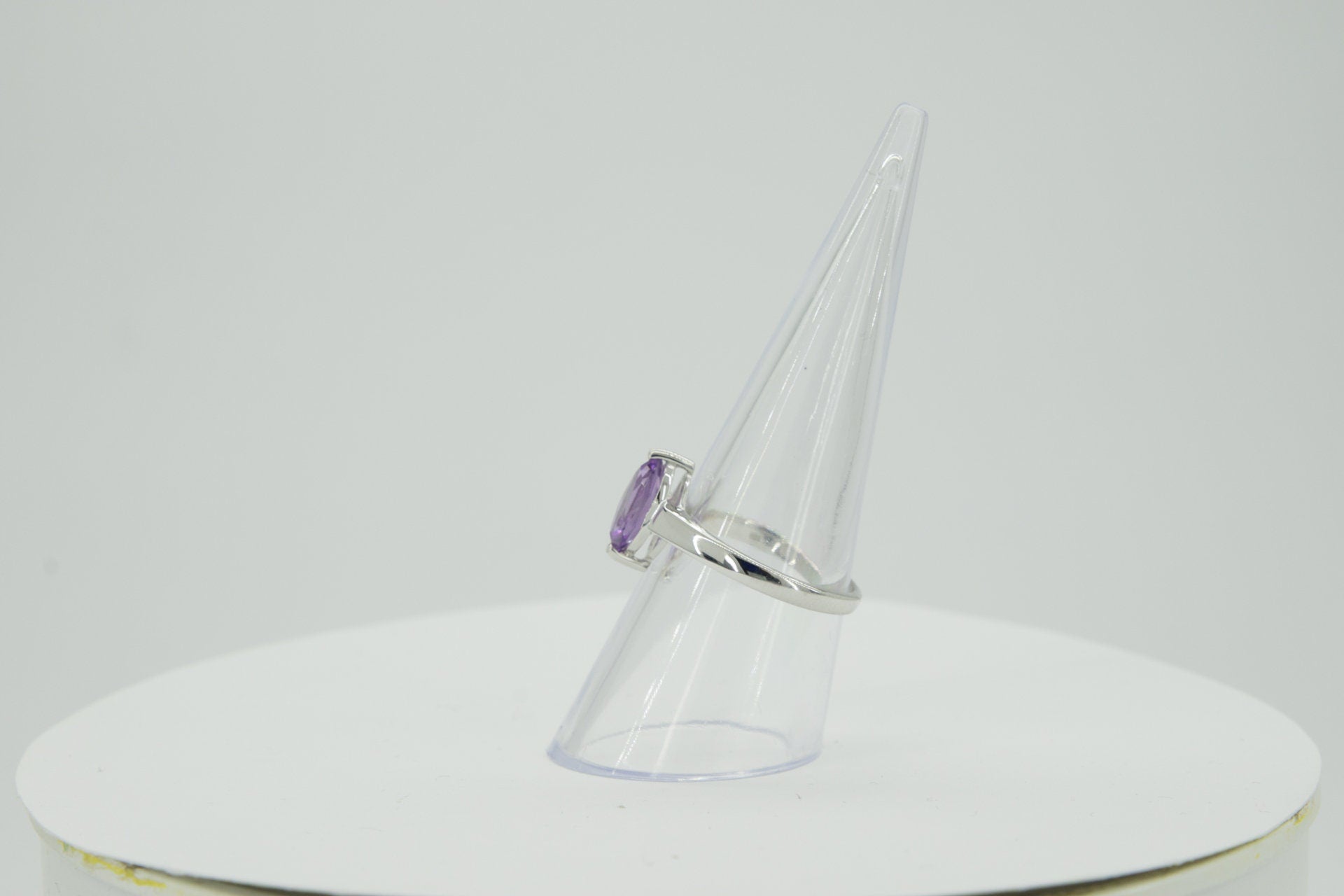 0,83 Carat Amethyst Ring 925 Silber violetter Edelstein 58 / 8 /18,5