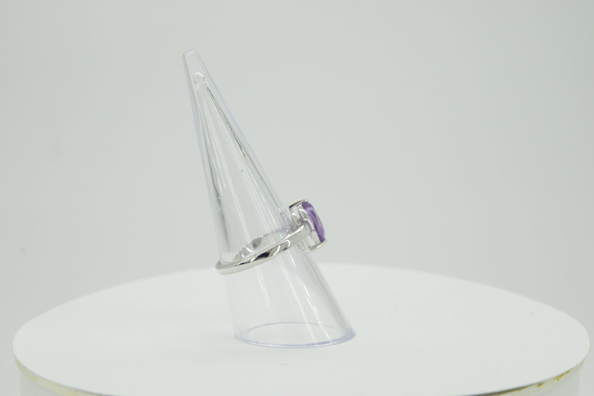 0,83 Carat Amethyst Ring 925 Silber violetter Edelstein 58 / 8 /18,5
