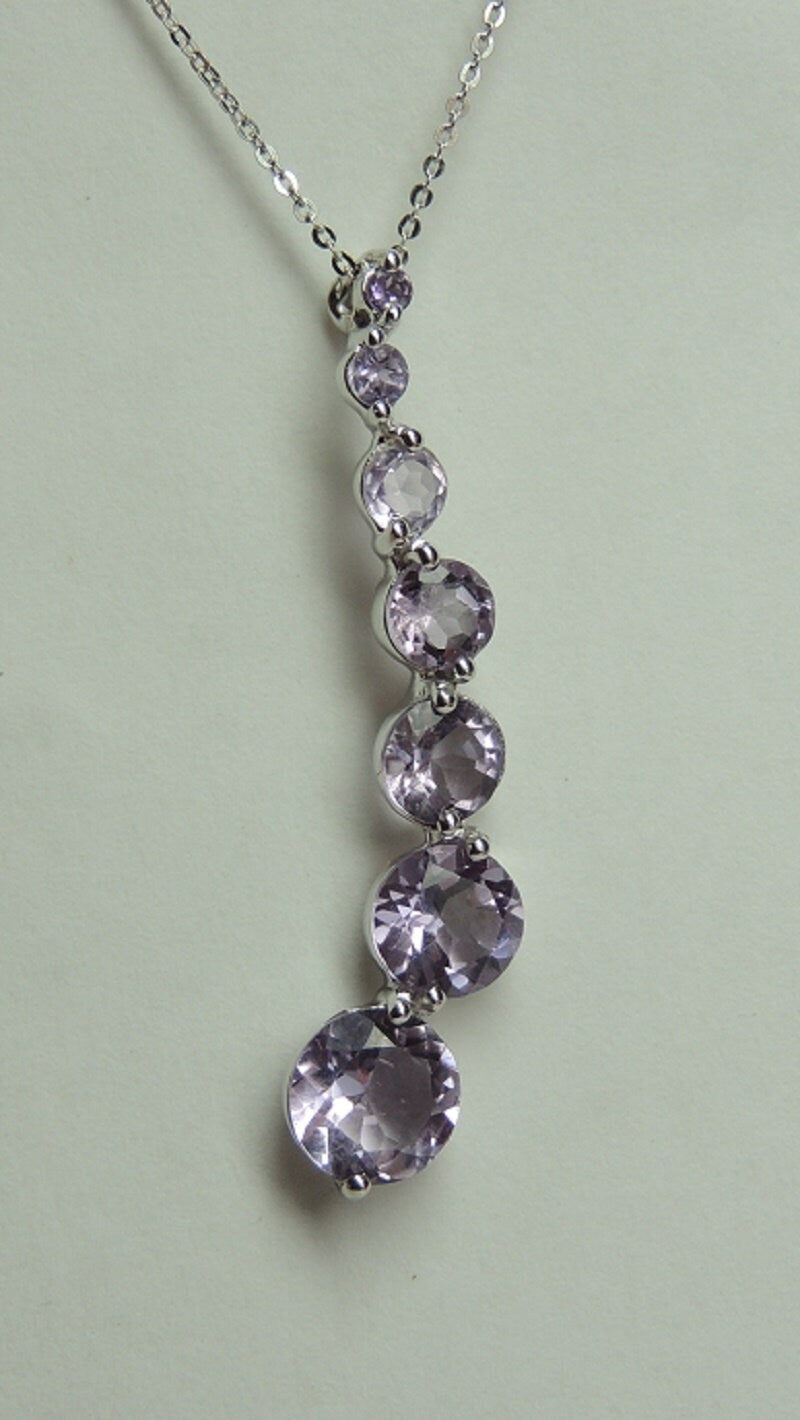 4,2 Carat Amethyst Anhanger 925 Silber Collier Kette ein funkelnder Traum Top