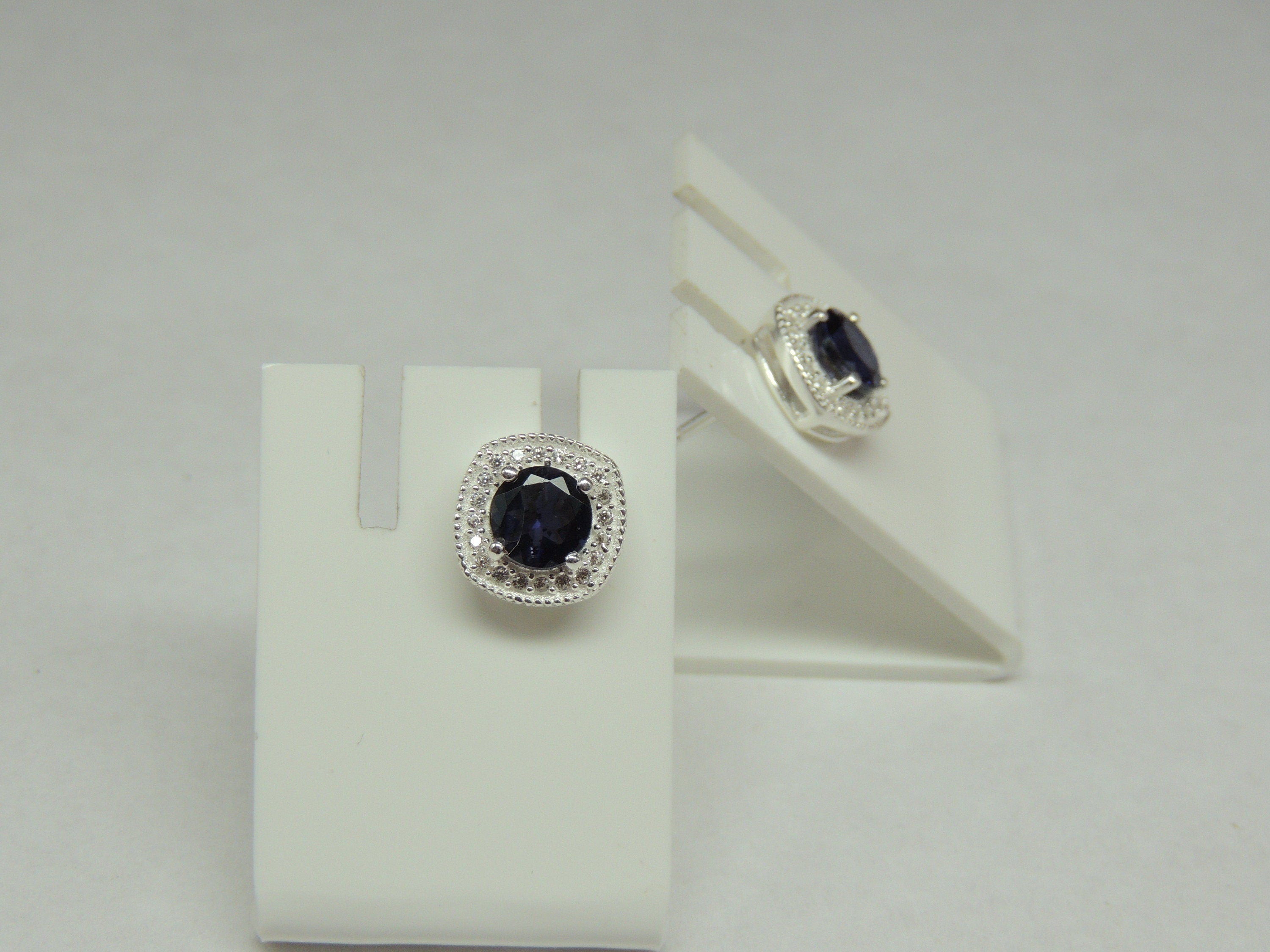 1,5 Carat Iolith Ohrstecker mit Zirkonia 925 Silber Ohrring Ohrschmuck Wassersaphir