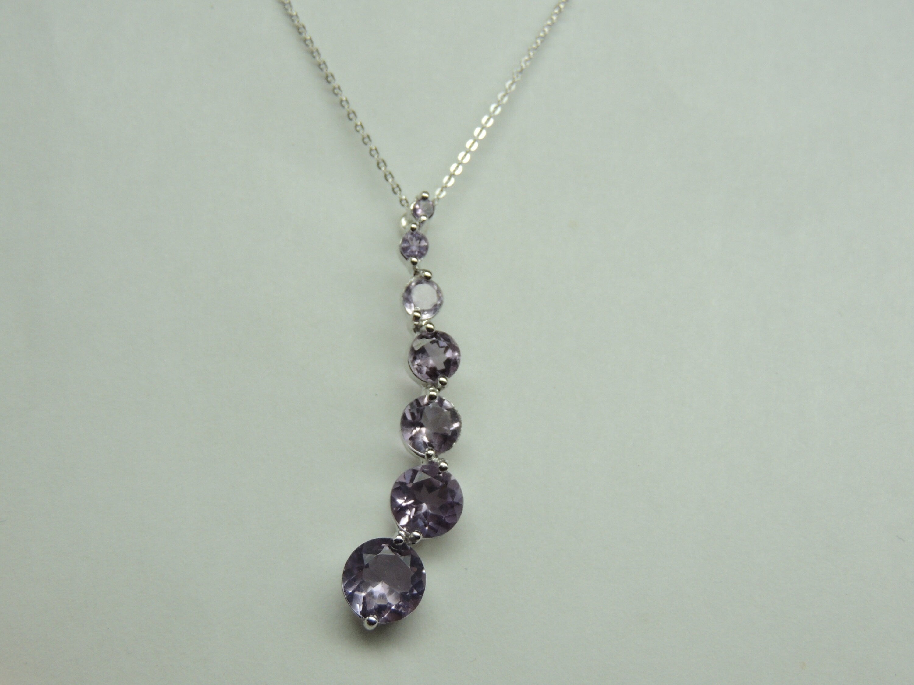 4,2 Carat Amethyst Anhanger 925 Silber Collier Kette ein funkelnder Traum Top