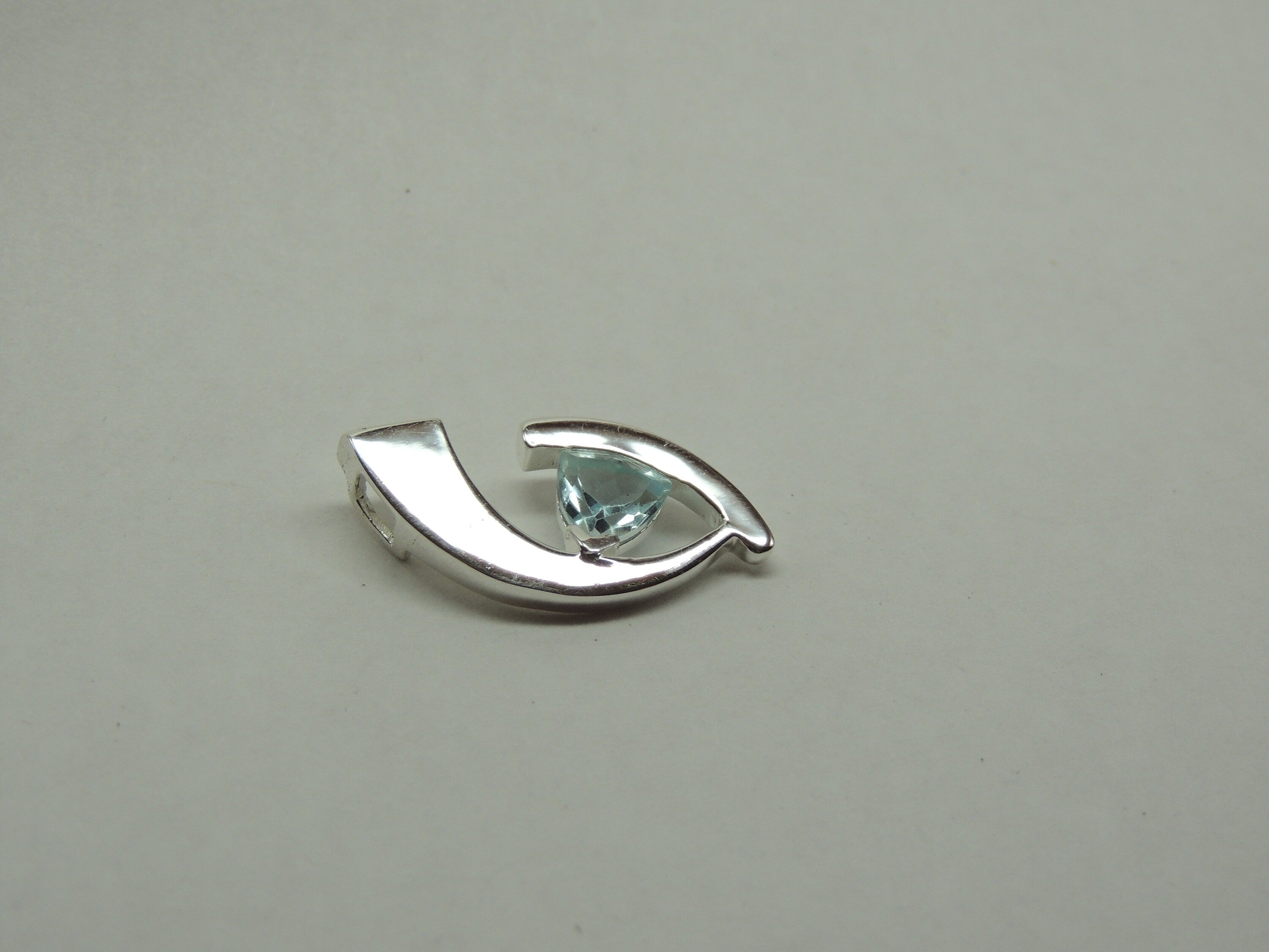Edler 2,0 Carat Blauotpas Anhanger Design 925 Silber sky blue topas Anhanger