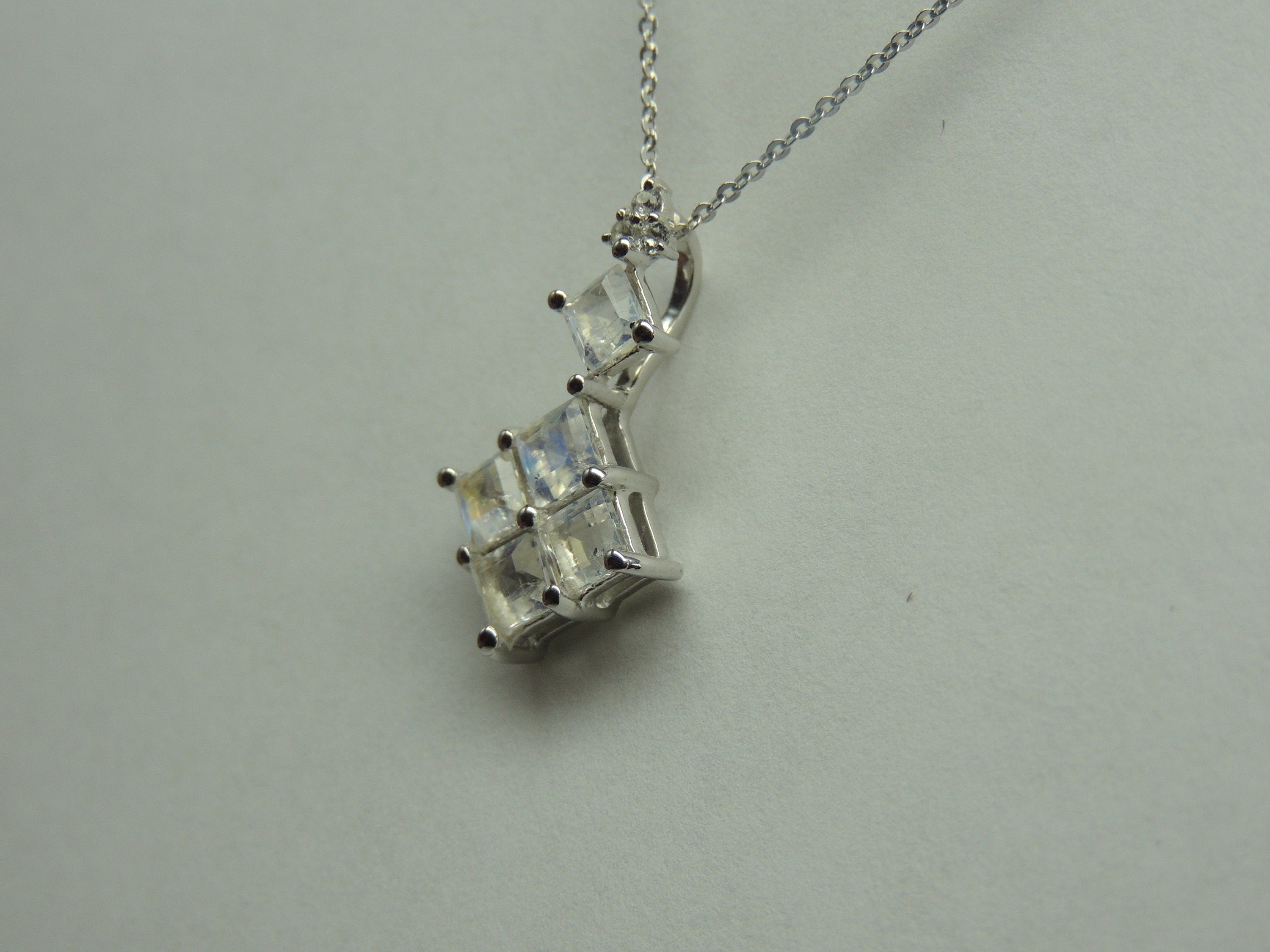 Edler 1,55 Carat Mondlichttopas Anhanger 925 Silber  Mondlicht Topas