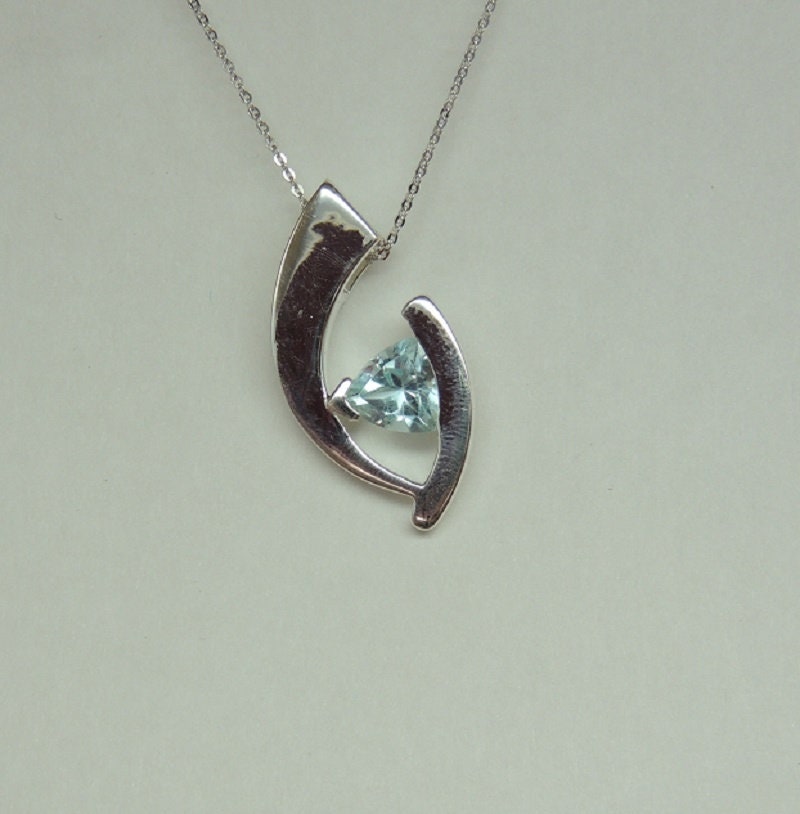 Edler 2,0 Carat Blauotpas Anhanger Design 925 Silber sky blue topas Anhanger