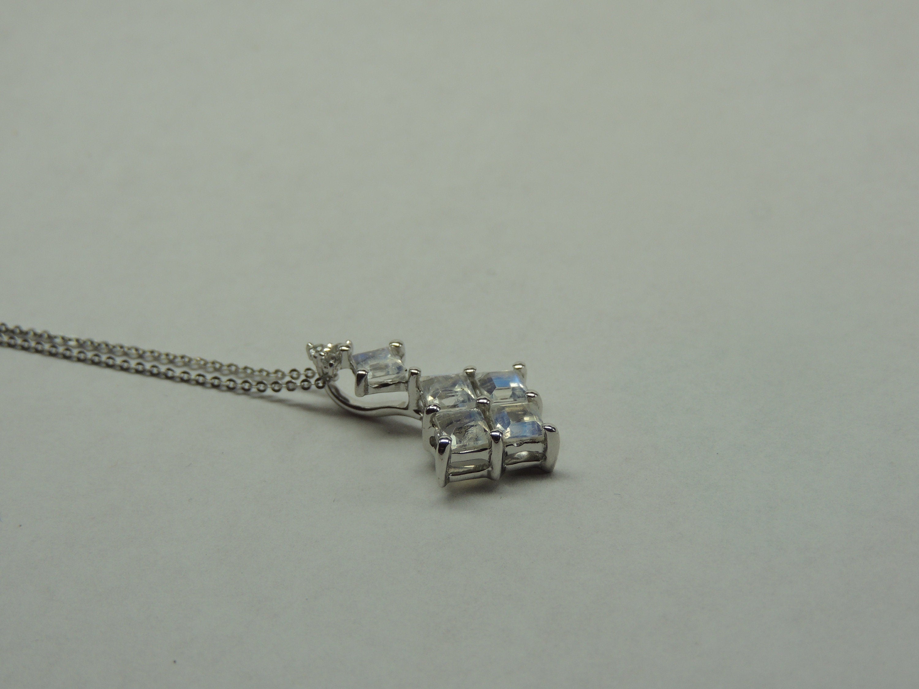 Edler 1,55 Carat Mondlichttopas Anhanger 925 Silber  Mondlicht Topas