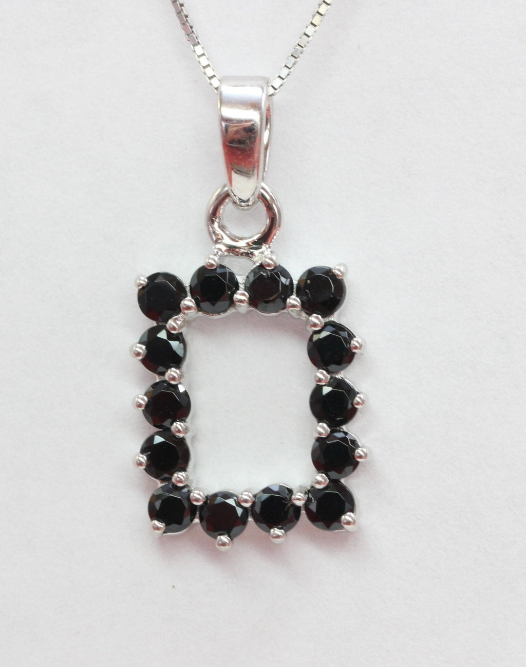 Edler 2,05 Carat schwarzer Spinell Anhanger 925 Silber Collier Kette schwarzer Edelstein
