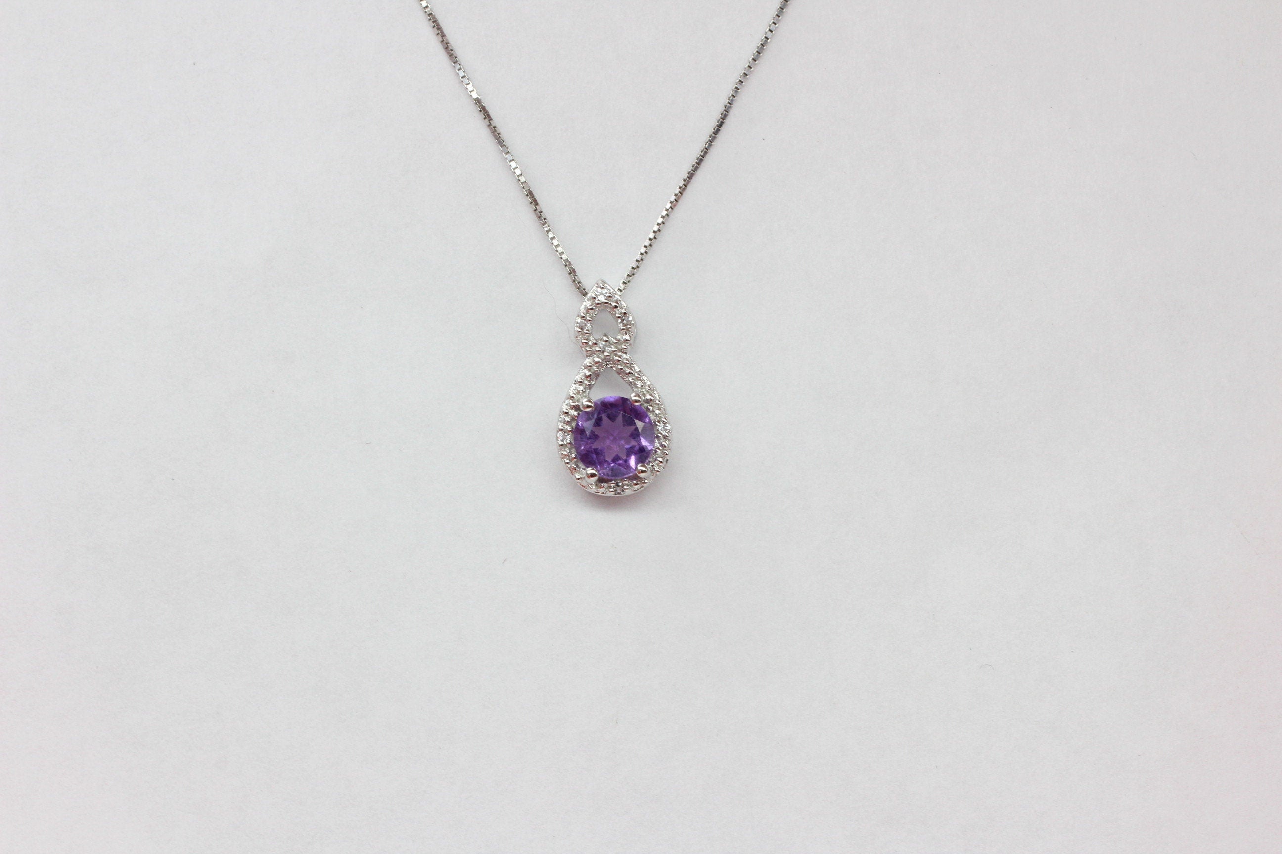 Echter Amethyst Anhänger 925 Silber, Lila Edelstein Kette mit Weißtopas, Minimalistischer Schmuck, Geschenk für Sie, Februar Geburtsstein