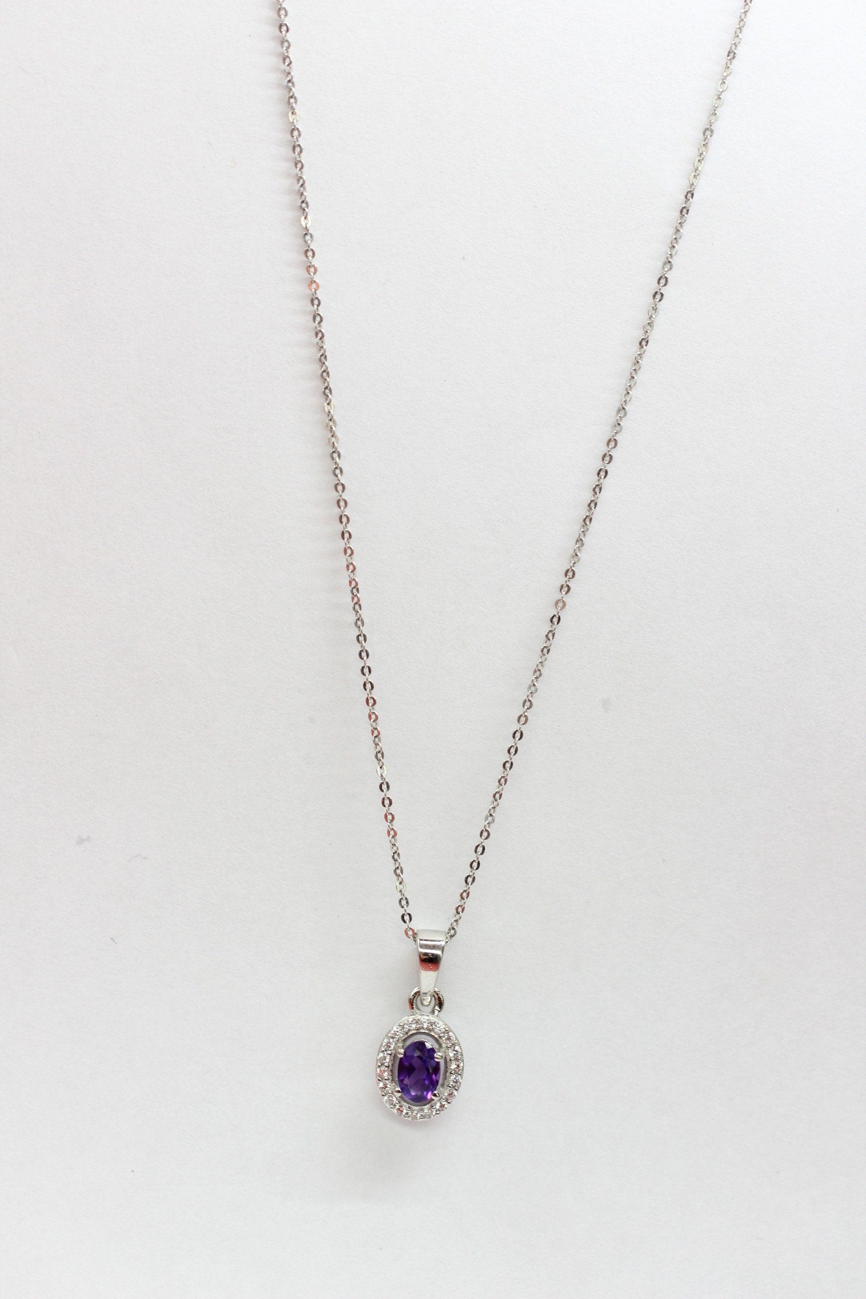 Edler 0,4 Carat Amethyst Anhanger 925 Silber Collier Kette Zirkonia American Diamant