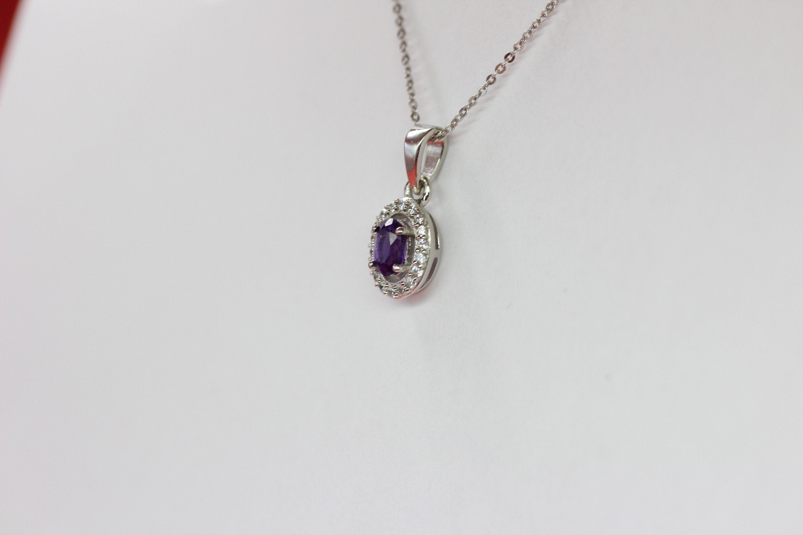 Edler 0,4 Carat Amethyst Anhanger 925 Silber Collier Kette Zirkonia American Diamant