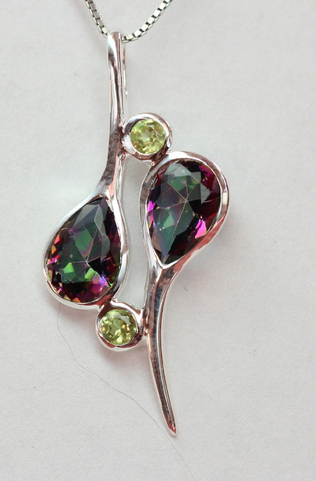 Edler 3,38 Carat Design Anhanger Mystik Topas Peridot Anhänger 925 Silber
