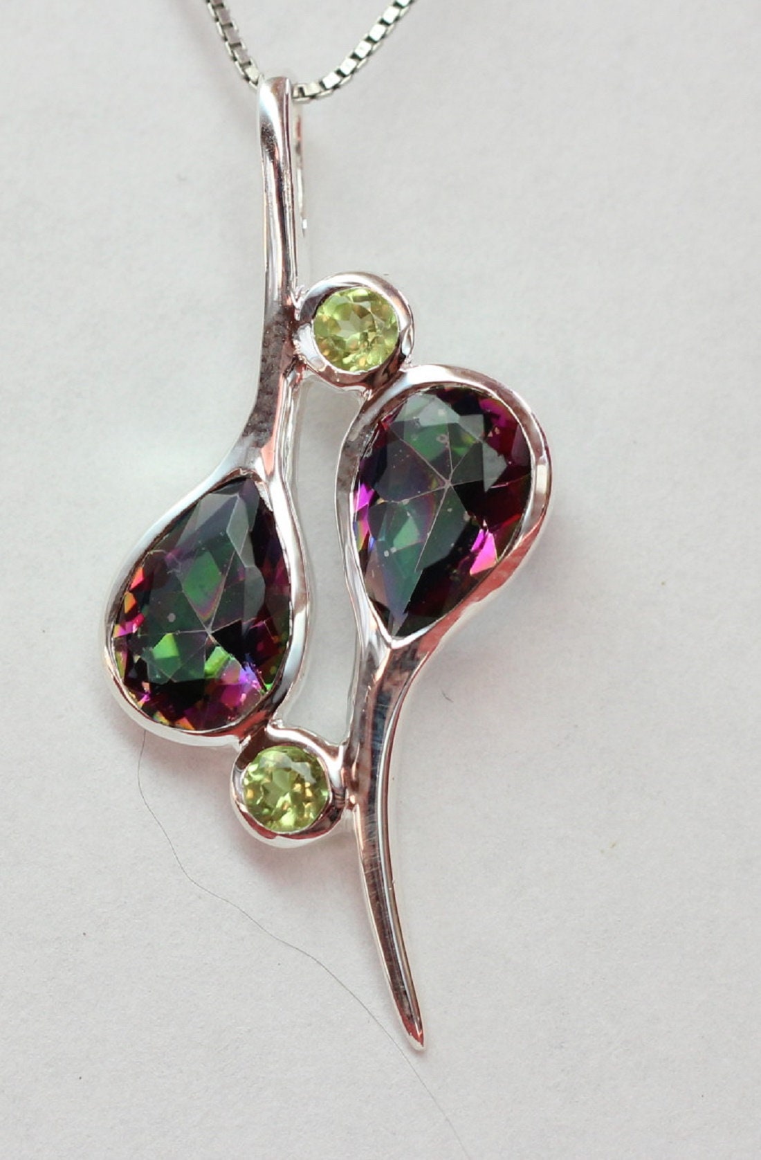 Edler 3,38 Carat Design Anhanger Mystik Topas Peridot Anhänger 925 Silber